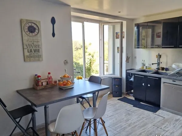 Maison 7 pièces 140 m²