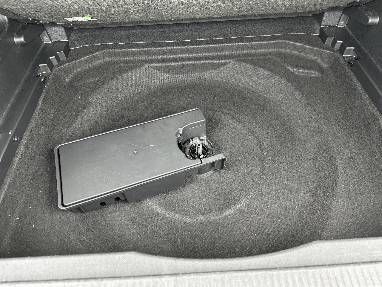 Peugeot 2008 puretech 100 s&s bvm6 allure — photo 35