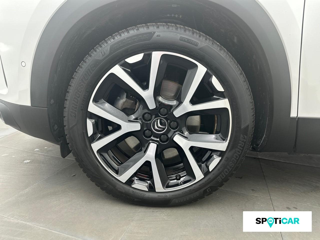 Citroën C5 Aircross hybrid 225ch shine e-eat8 — photo 11