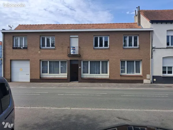 Maison 10 pièces 225 m²