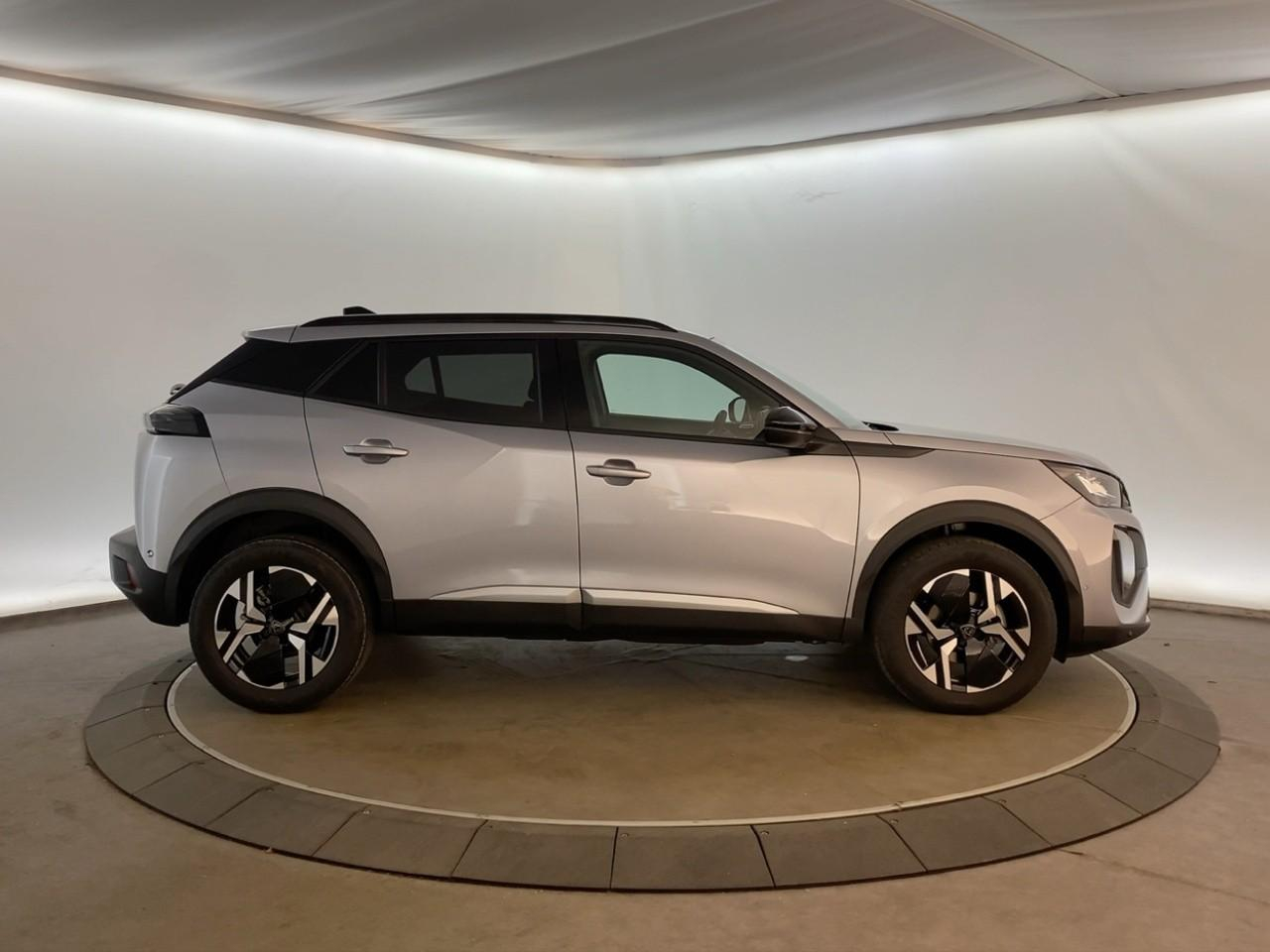 Peugeot 2008 100 s&s bvm6 allure — photo 4
