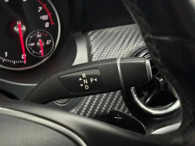 Mercedes Gla 180 intuition — photo 18