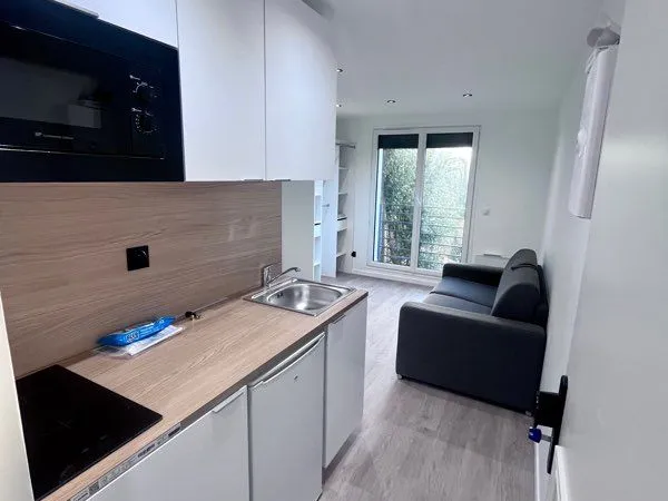 Studio neuf équipé, connecté et meublé aux portes de Paris