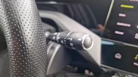Peugeot 308 PHEV 180ch GT e-EAT8 — photo 17