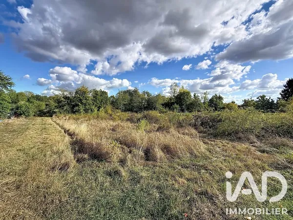 Terrain 2281 m²