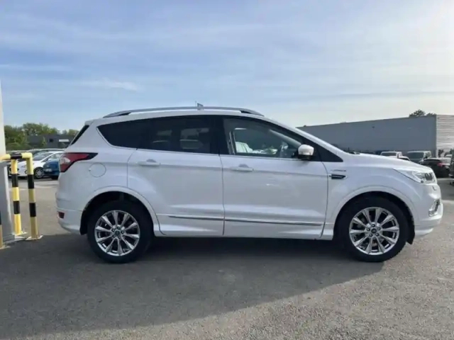 Ford Kuga 1.5 tdci 120ch stop&amp;start vignale 4x2 euro6.2 — photo 4