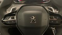 Peugeot 2008 1.2 PureTech 130ch S&S Allure EAT8 — photo 25
