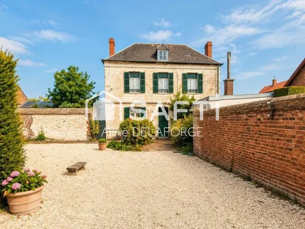 Maison de maître de caractère - Agny