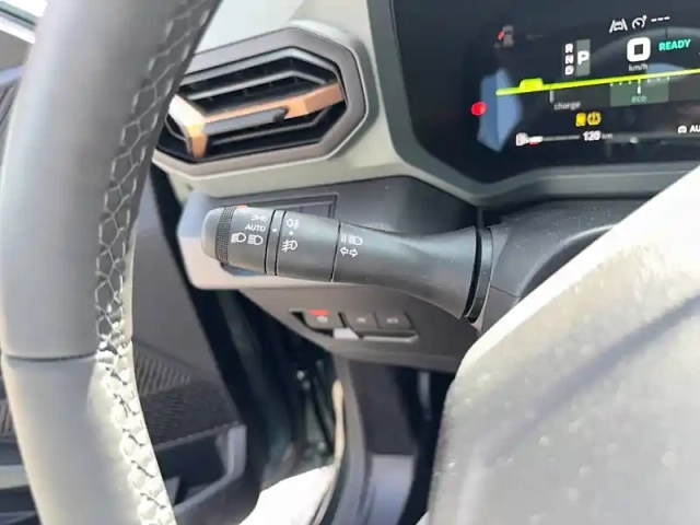 Dacia Bigster hybrid-g 150 4x4 — photo 23