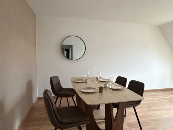 Logement disponible jusqu'au 20 Novembre - 2 pièces
