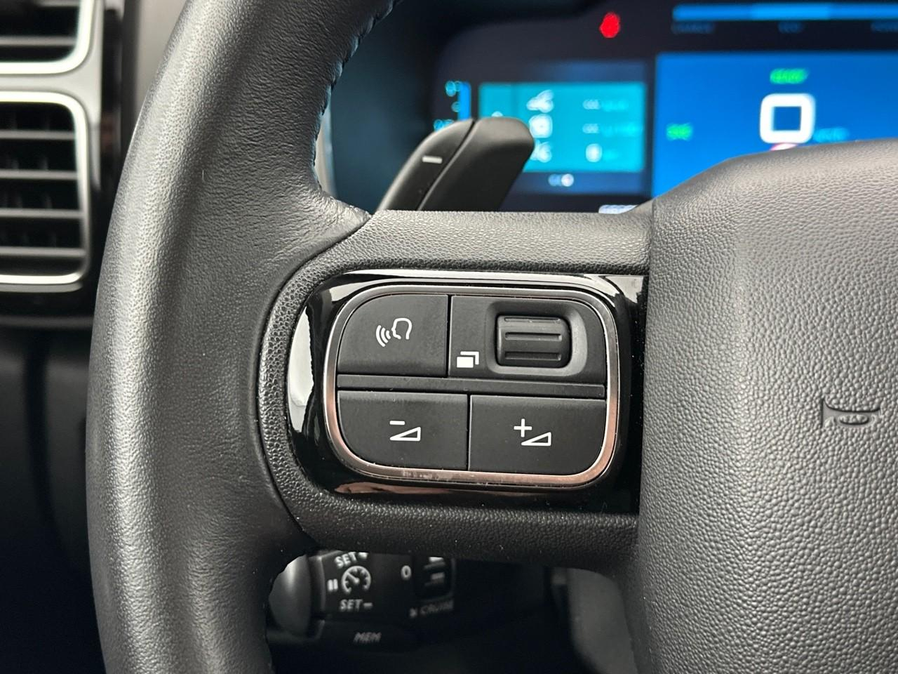 Citroën C5 Aircross hybride rechargeable 225 s&s e-eat8 shine — photo 20