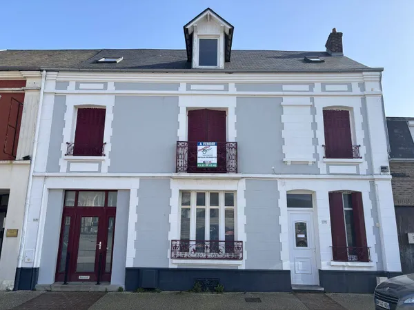 Maison 10 pièces 200 m²