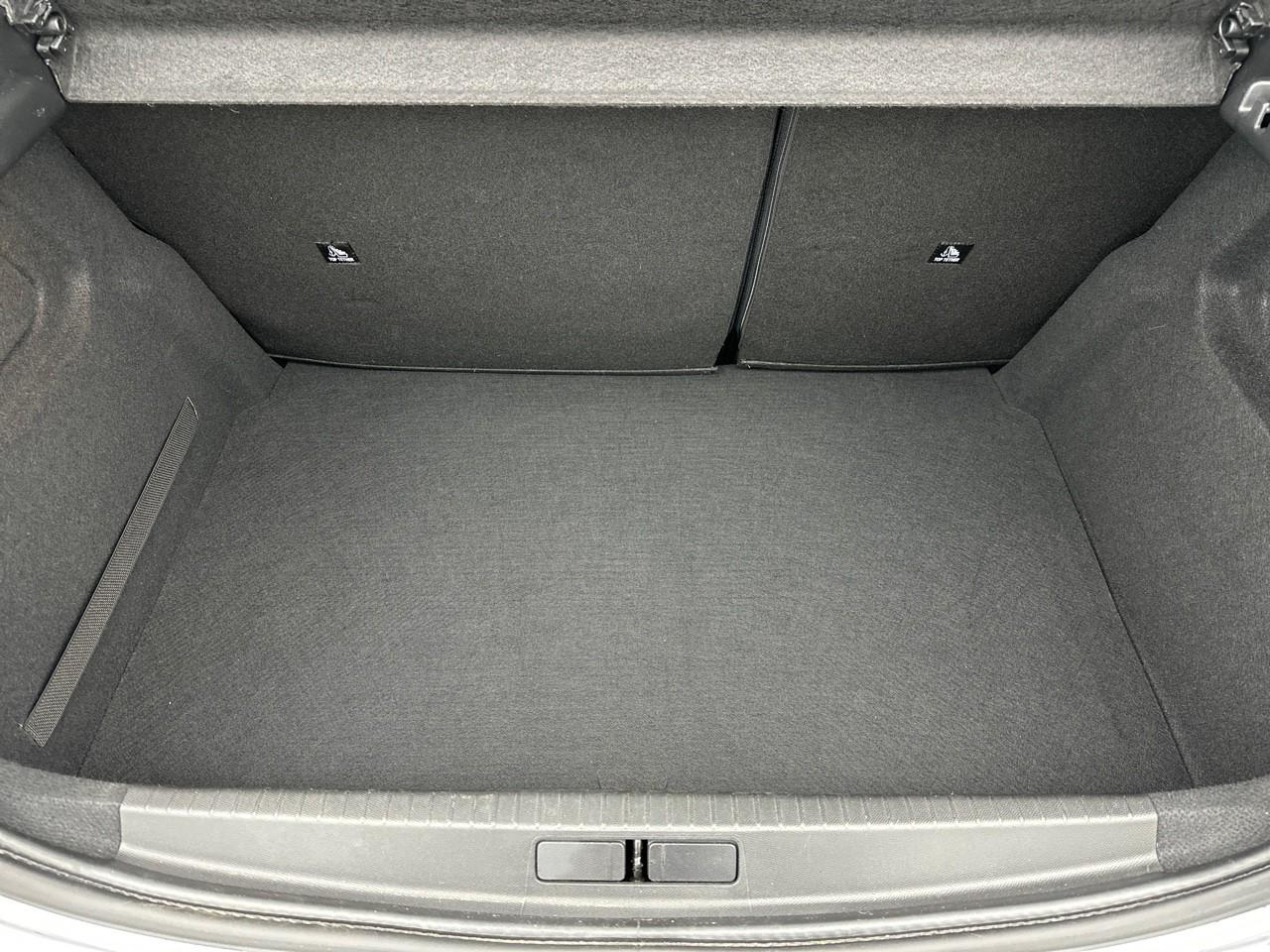 Peugeot 208 puretech 100 s&s eat8 allure — photo 6