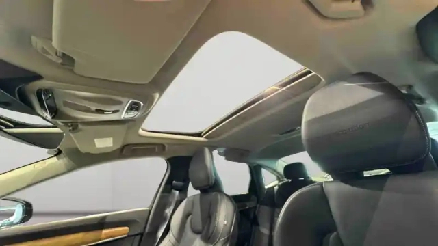 Volvo S90 d4 190 ch  geartronic 8 — photo 16