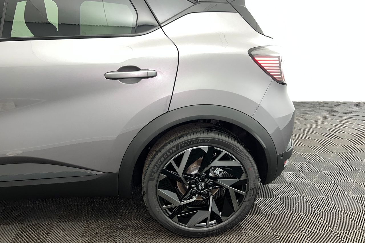 RENAULT Captur E-Tech full hybrid 160 ch — photo 19