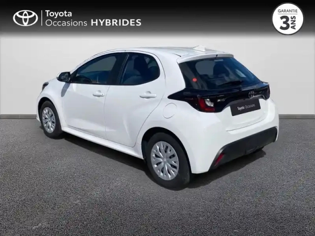 Toyota Yaris 120 vvt-i dynamic business 5p mc24 — photo 2