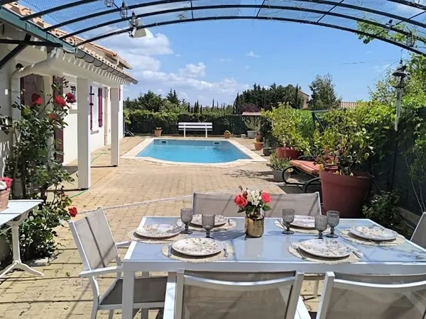 Villa lumineuse avec piscine - Caunes-Minervois