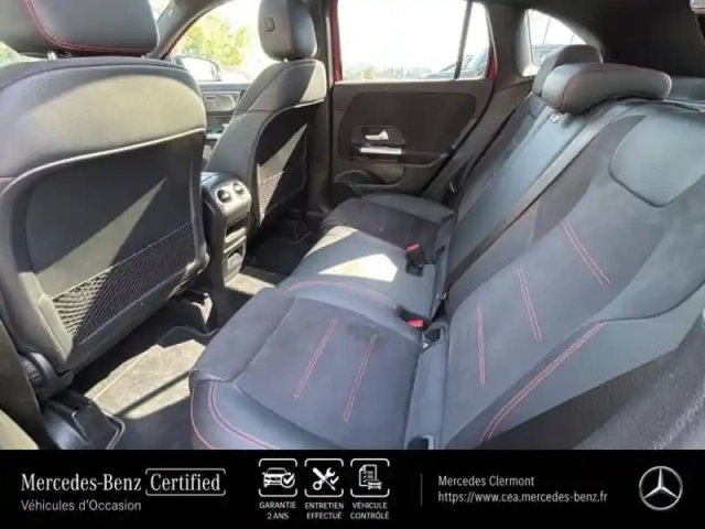 Mercedes Gla 200 d 150ch amg line 8g-dct — photo 15
