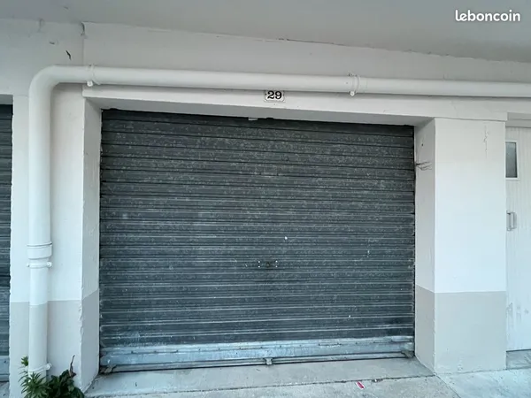 Garage à louer