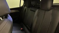 Peugeot 308 PHEV 225ch GT e-EAT8 — photo 13