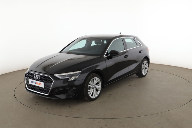 Audi A3 Sportback 35 TFSI mHEV Design Luxe S Tronic 7