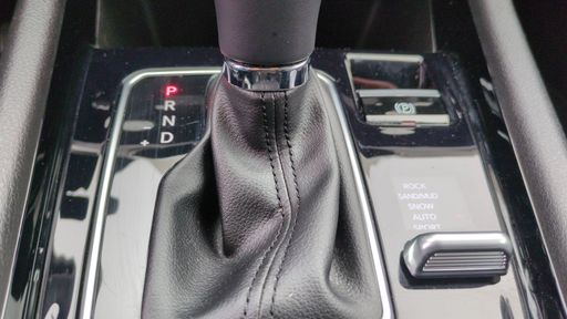 Jeep Compass 240 Plug in Hybrid 180 EAWD - Trailhawk – 2024 – 15569 km – Hybride essence – Boîte Automatique — photo 10