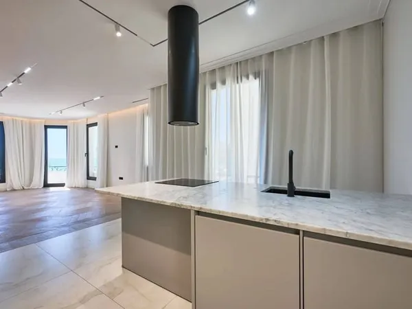 Maison 10 pièces 238 m²
