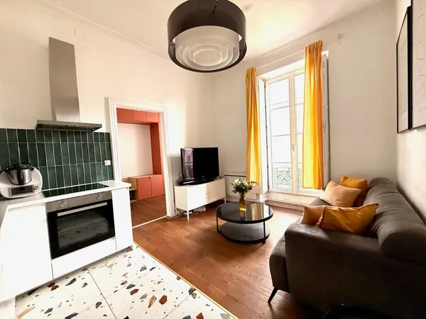 3 pièces de 55m2 en plein coeur du centre historique