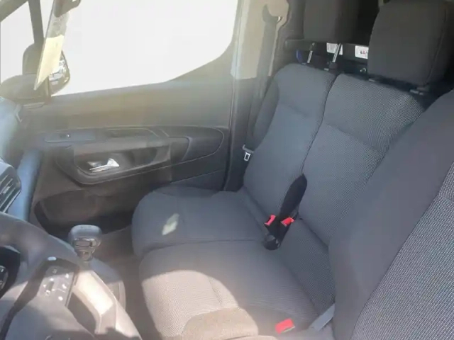 Citroën Berlingo van m diesel 100 ch manuelle — photo 12