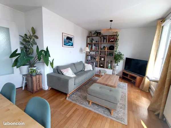 Appartement 71m2 dernier et 7e étage