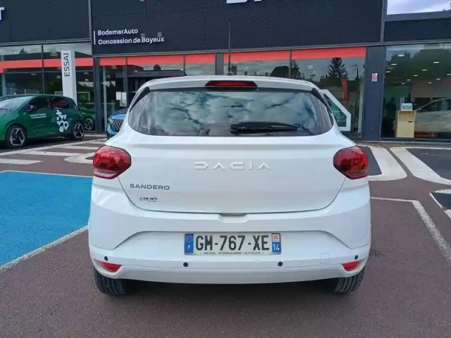 Dacia Sandero tce 90 cvt — photo 1