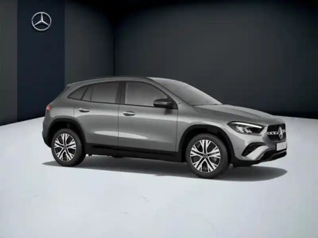 Mercedes Gla 200 d progressive line — photo 14