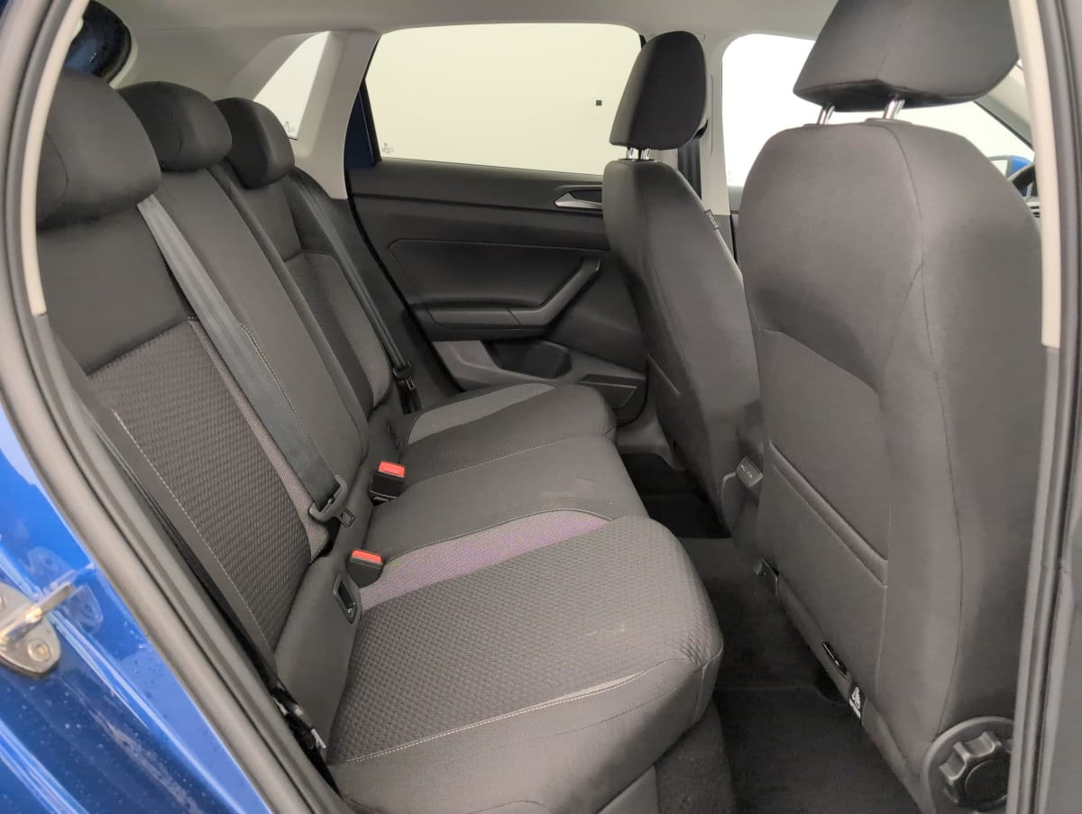 Volkswagen Polo — photo 10