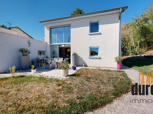 VIAGER AGREABLE MAISON LUMINEUSE ET CALME POUILLEY-LES-VIGNES