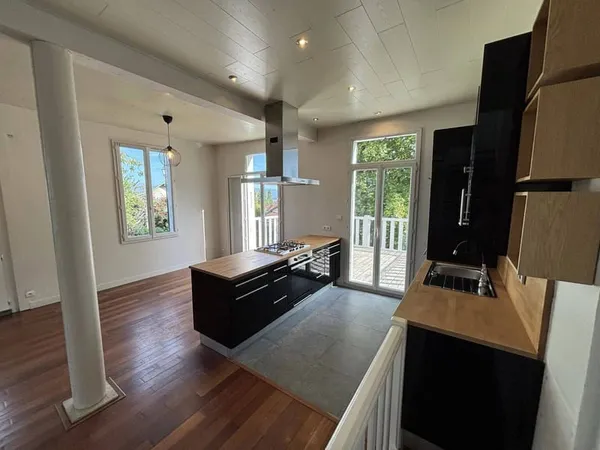 Maison 5 pièces 125 m²
