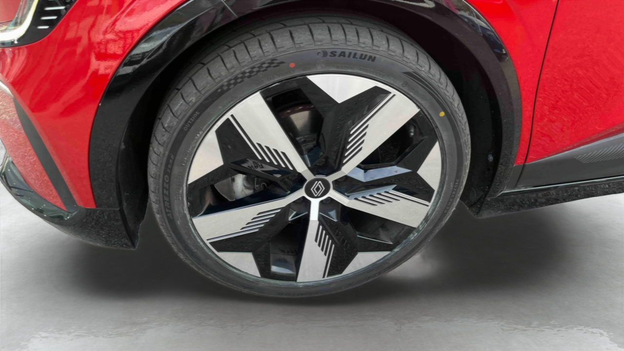 Renault Megane E-Tech EV60 220 ch super charge — photo 14