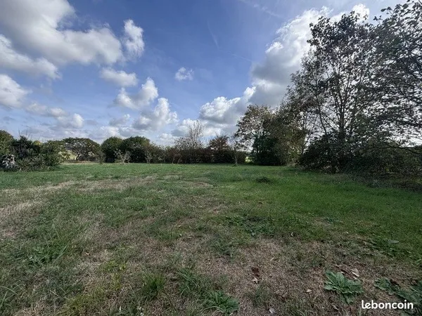 Terrain 1095 m² Saint-Pierre-de-Manneville