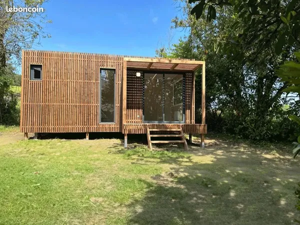 Petite maison neuve 20 m² avec grand terrain privatif - Saint-Aulaye