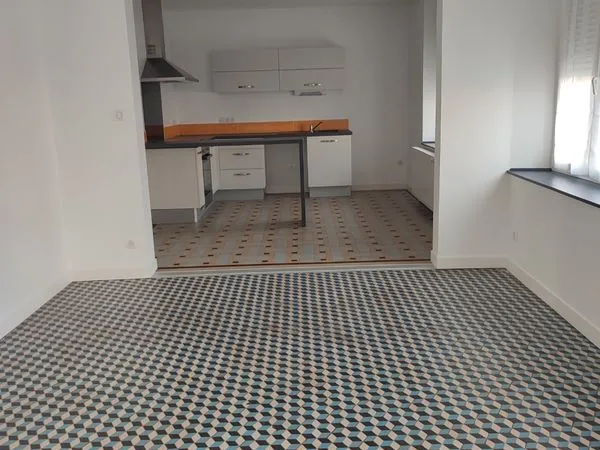 Proche gare Commercy loue F1bis RDC