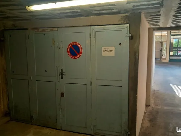 Garage à vendre