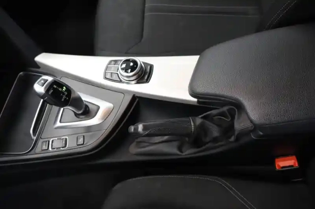 Bmw Serie 4 gran coupé 418d 150 ch bva8 — photo 57
