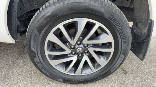 Nissan NP300 Navara 2.3 dCi 160 King Cab 4WD - N-Connecta – 2016 – 71806 km – Diesel – Boîte Manuelle — photo 13