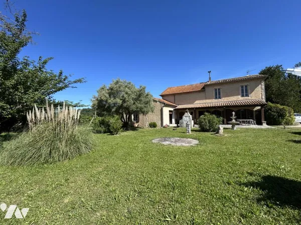 Maison 151 m²