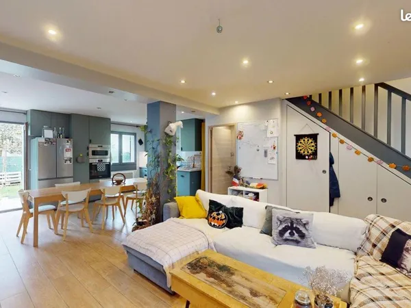 Chambre 9 pièces 180 m²