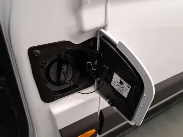 Renault Master fgn trac f3500 l3h3 blue dci 135 — photo 9
