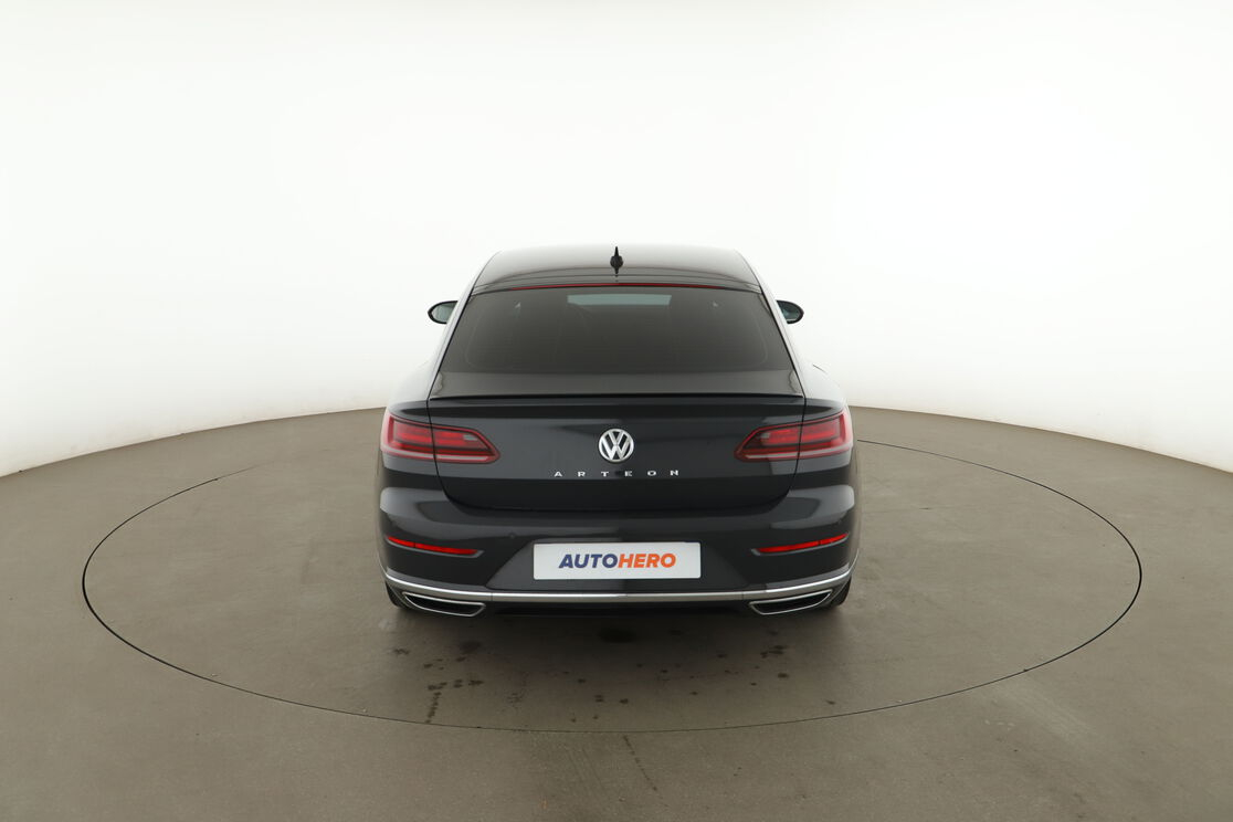 Volkswagen Arteon 2.0 TSI R-Line Exclusive DSG7 — photo 4