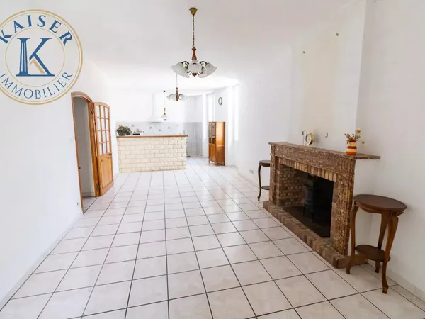 Appartement T4 de 96 m² en plein centre de Barjols