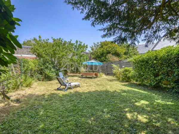 Nantes Perverie - Impasse privée - Belle maison années 30 -7 ch