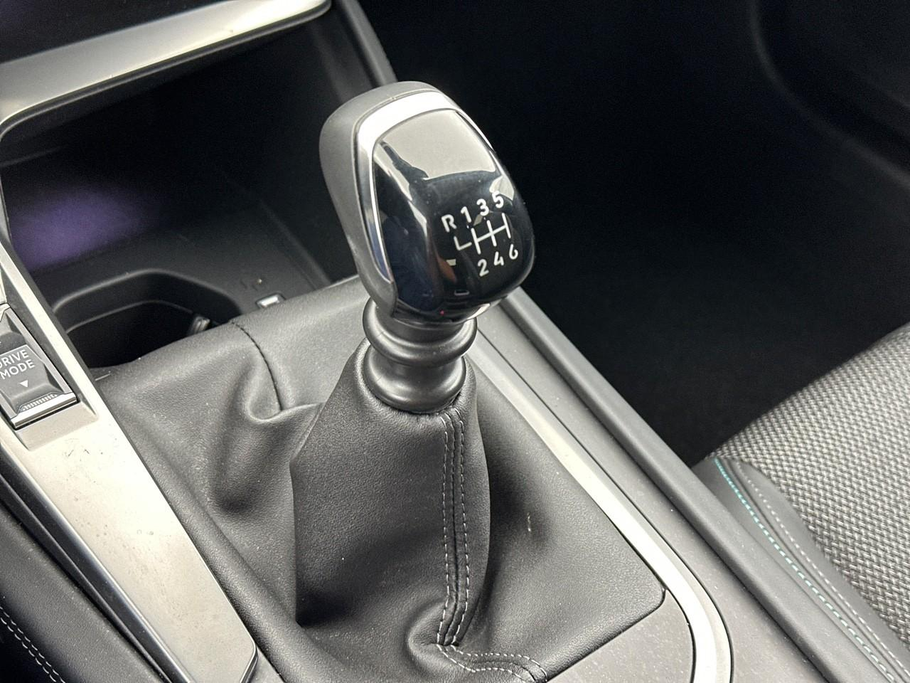 Peugeot 308 puretech 130ch s&s bvm6 allure — photo 30