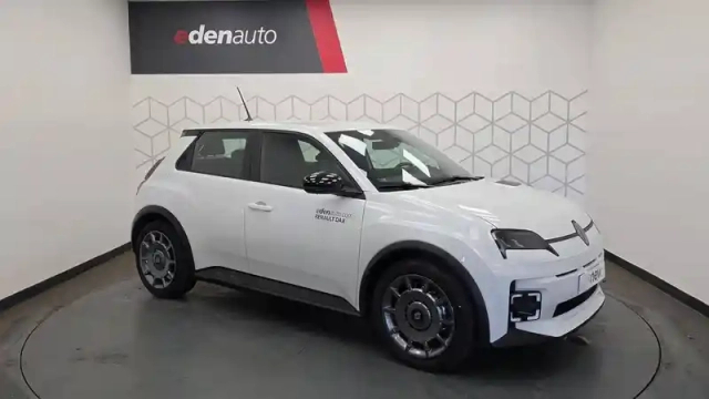 Renault 5 renault  e-tech electrique 120 ch autonomie urbaine — photo 3